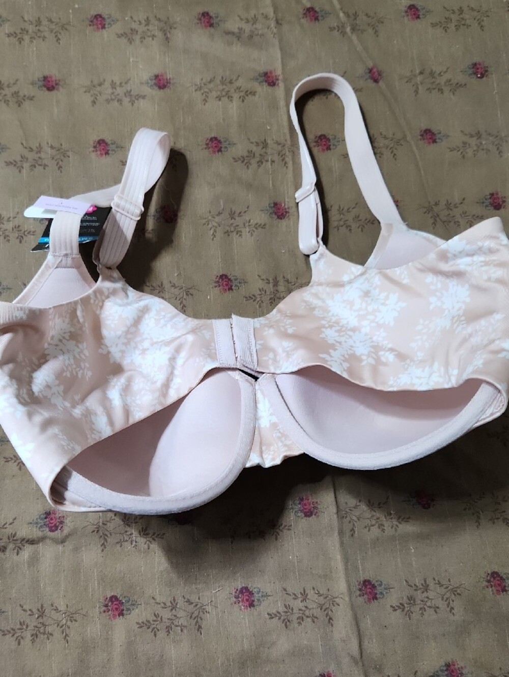 Bali Pink Blush Floral Smoothing Underwire Bra - Picture 4 of 7